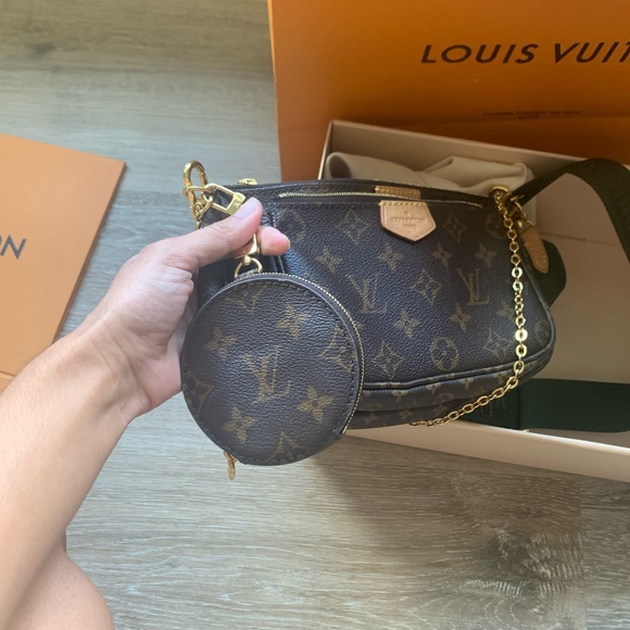 Louis Vuitton Multi Pochette Bag - Picture 8 of 8